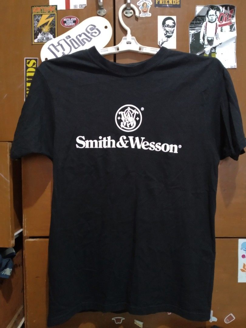 Smith & Wesson Gun Shirt, Men's Fashion, Tops & Sets, Tshirts & Polo ...