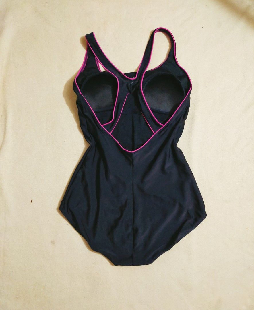 SPEEDO ULTRABACK ONE PIECE SWIMSUIT, Women's Fashion, Swimwear, Bikinis