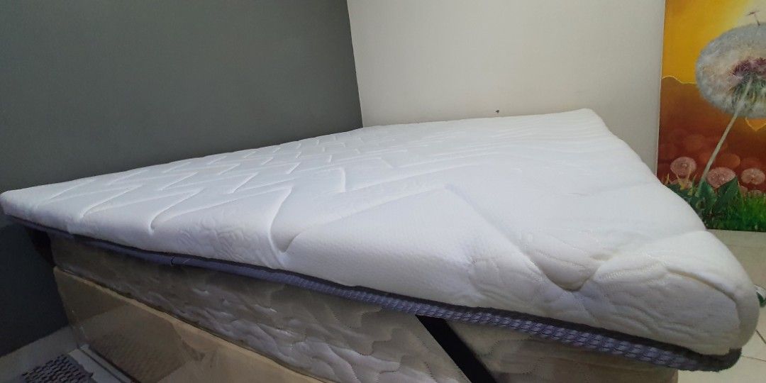 Topper orthopedic merk Trendy, Perabotan Rumah di Carousell