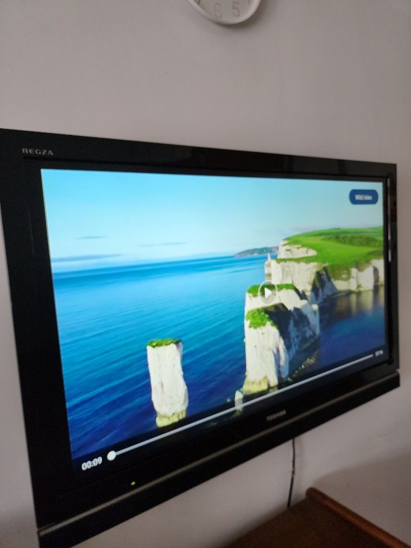 Toshiba Regza 40 inch LCD TV, TV & Home Appliances, TV & Entertainment ...