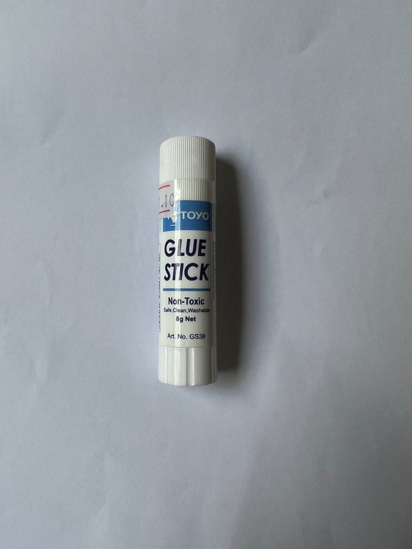 Toyo Glue stick, Hobbies & Toys, Stationery & Craft, Stationery