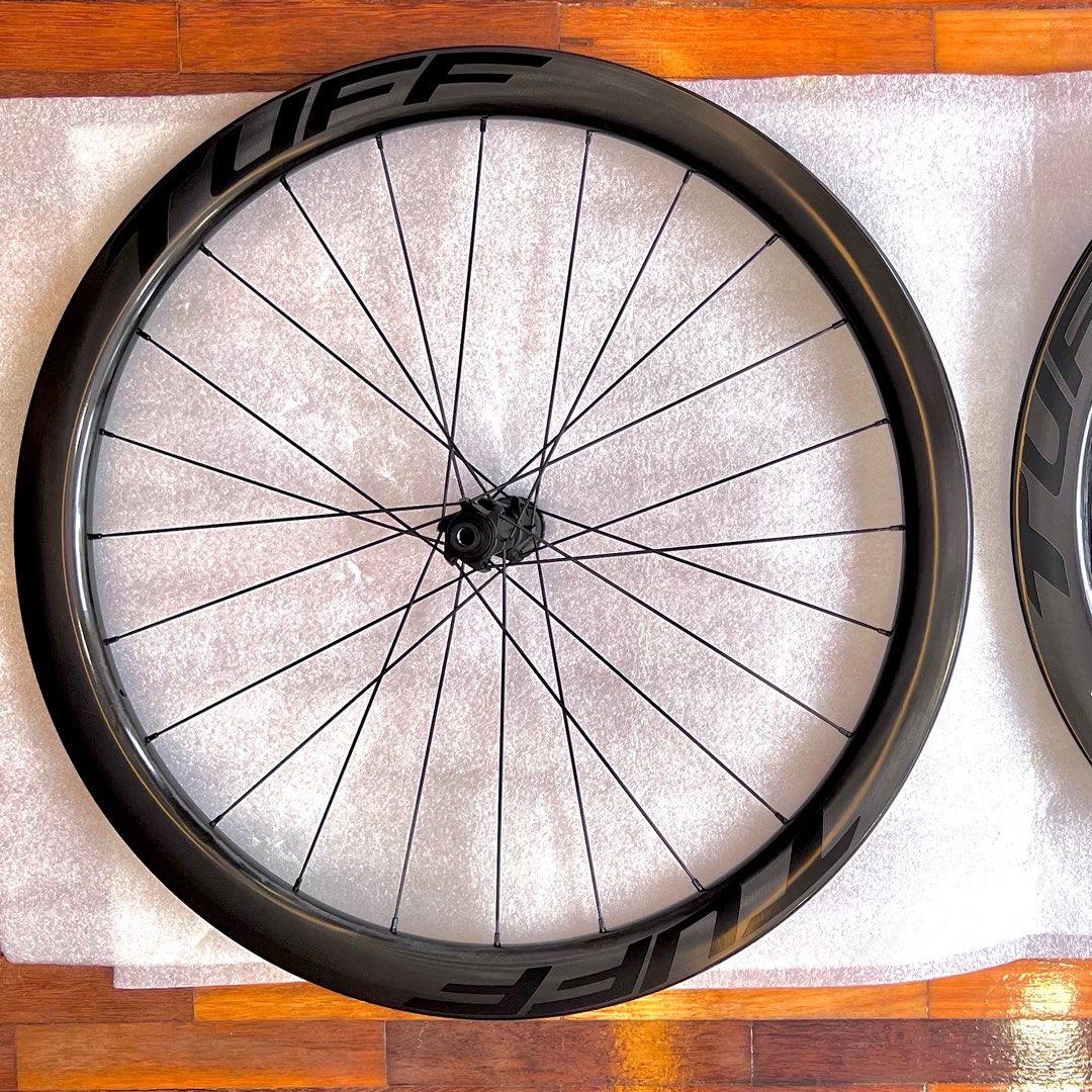 Tuff top carbon wheelset