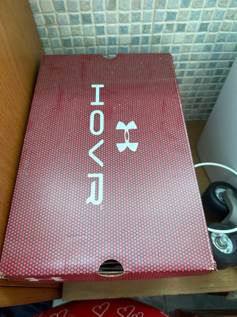Under Armour ASICS shoe box, Everything Else on Carousell