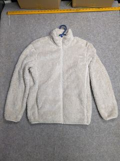 UNIQLO Fluffy Fleece Jacket Size XS