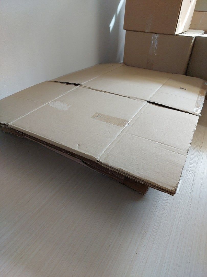 Used cartons, Furniture & Home Living, Home Improvement & Organisation