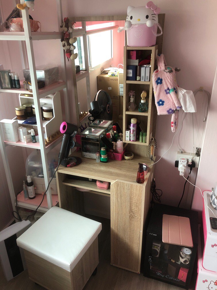 Used Dressing Table, Furniture & Home Living, Furniture, Other Home