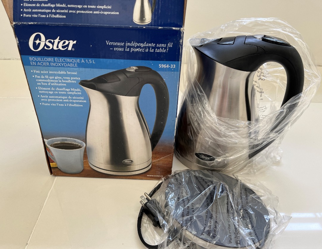 USED Oster Stainless Steel Electric Kettle 1.5L 120V TV