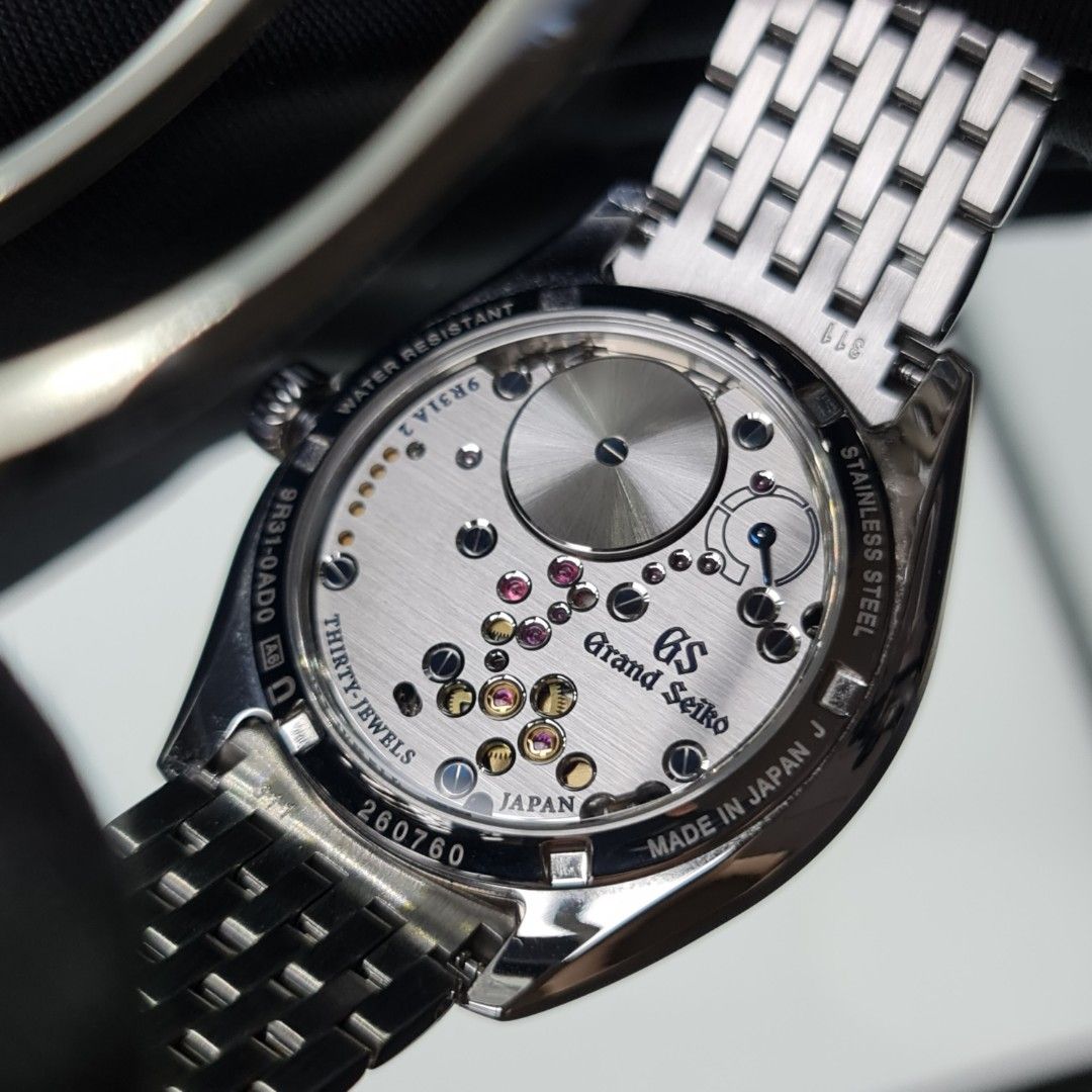 2 Month Old Piece, Warranty until 2028! Grand Seiko Elegance Collection
