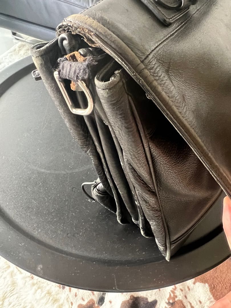 Used deals tumi briefcase
