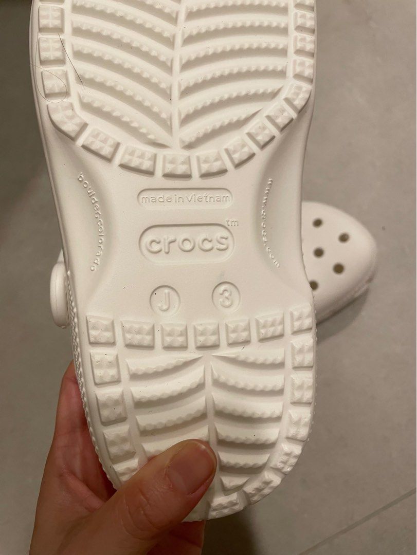 J3 white shop crocs