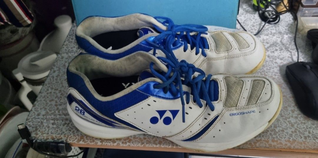 Yonex power discount cushion 28
