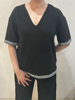 ZARA TOP  Vneck