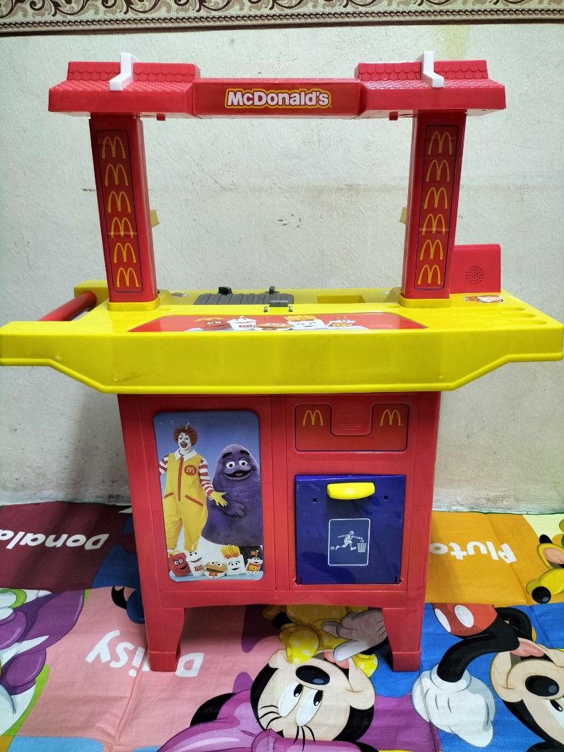 2002 McDonalds kitchen playset
