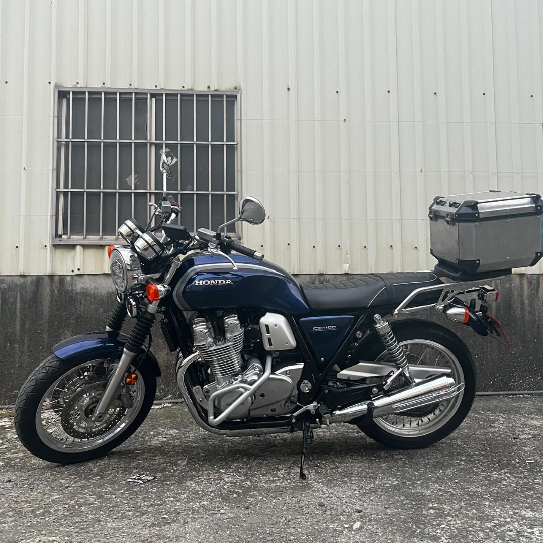 Honda on sale cb1100 saddlebags