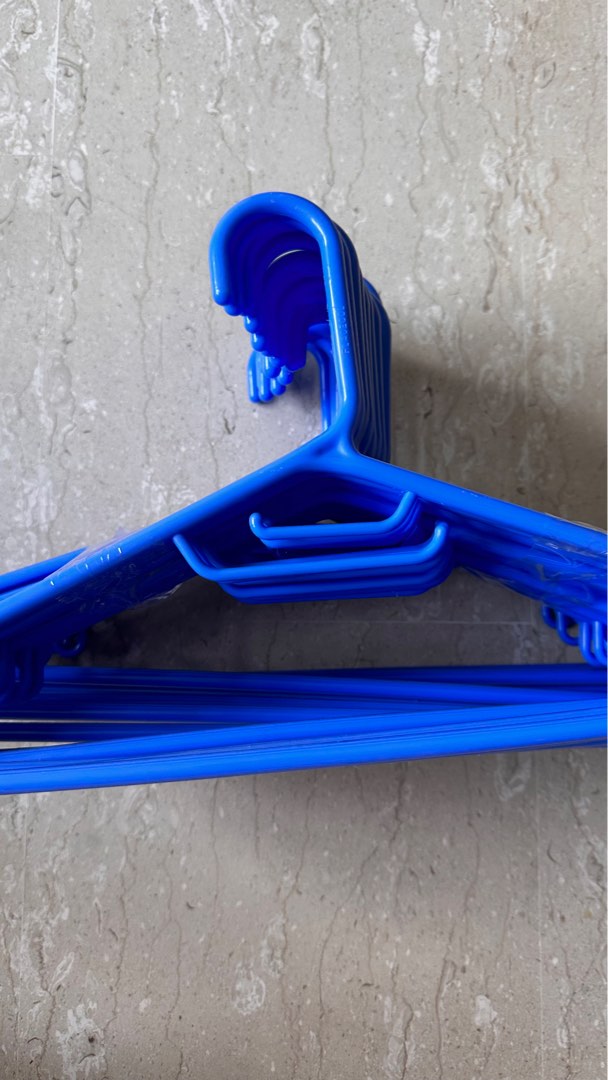 set of hangers, Furniture & Home Living, Home Improvement