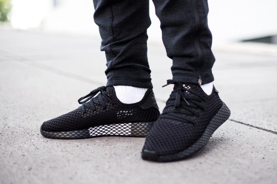 Deerupt black deals