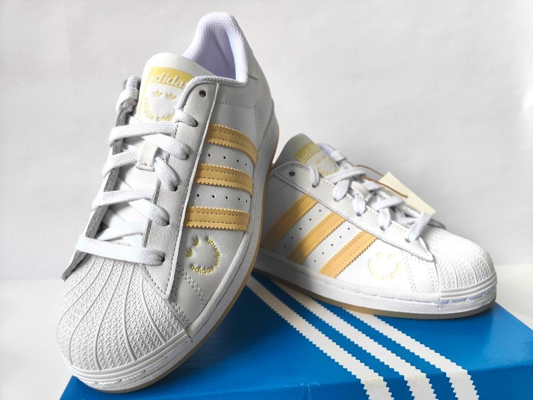 Adidas Originals Superstar Women s