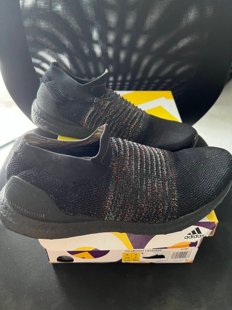 Adidas Ultraboost laceless