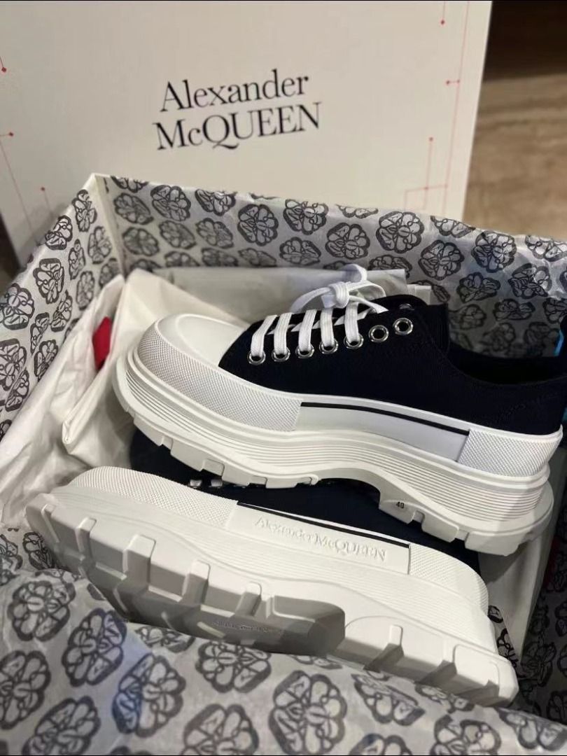 Alexander mcqueen discount new season trainers