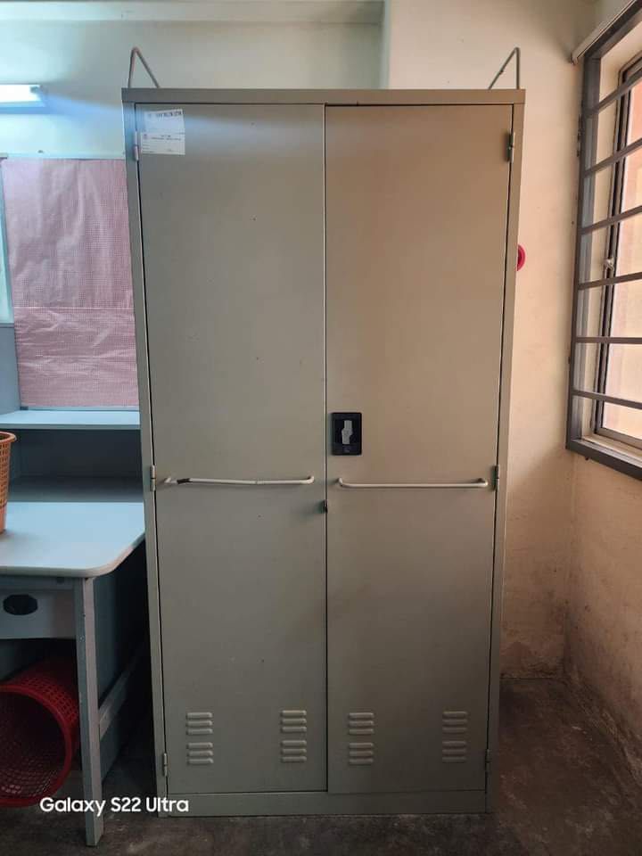 Almari locker on sale