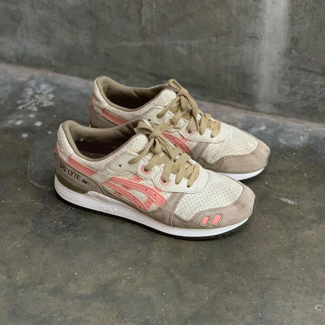 Asics Gel Lyte III Ikebana Pack 2018 Unisex 40.5 Fesyen Pria Sepatu Sneakers di Carousell