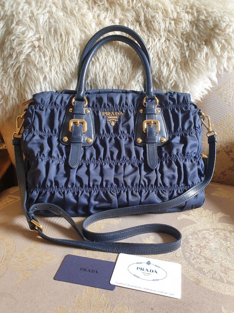 Prada gaufre sales bag
