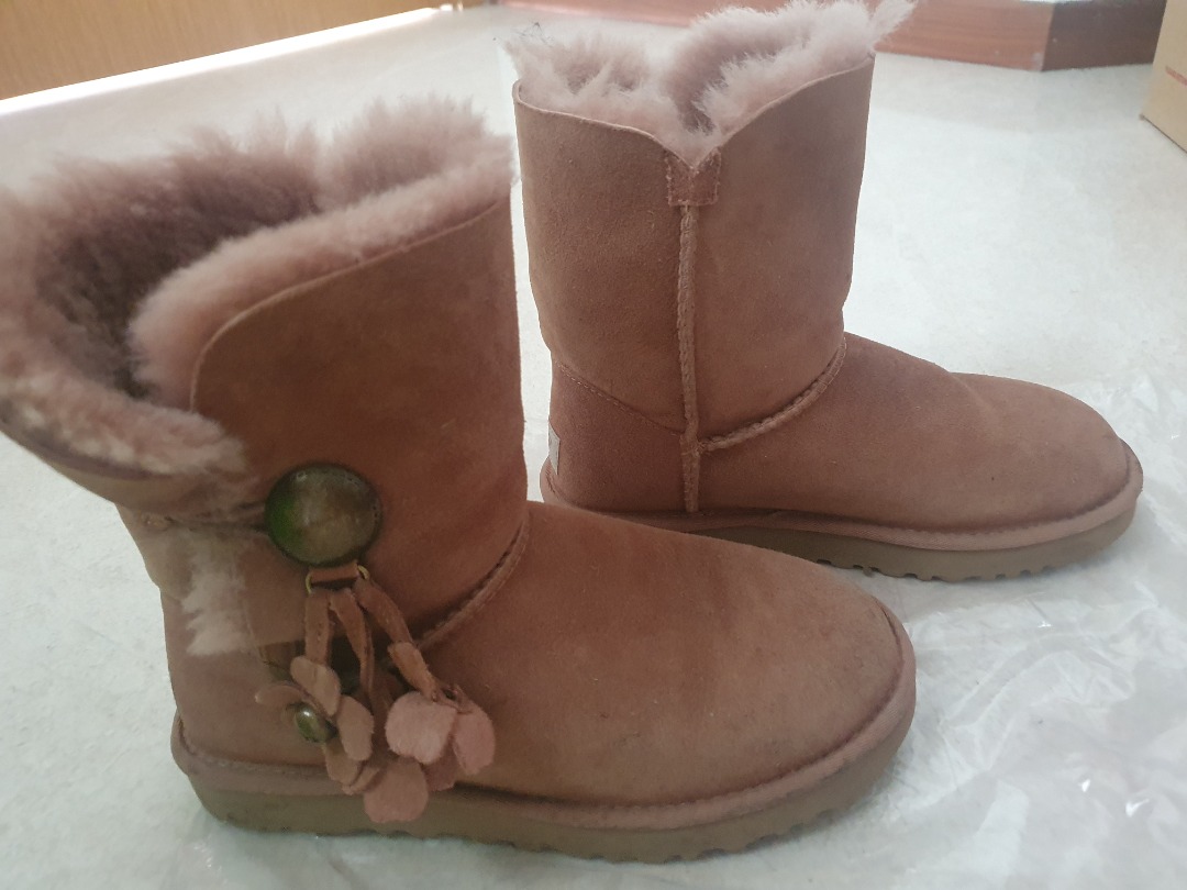Ugg boots 37 sale