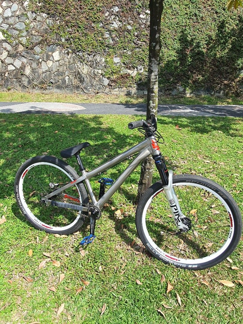 Banshee jump bike discount