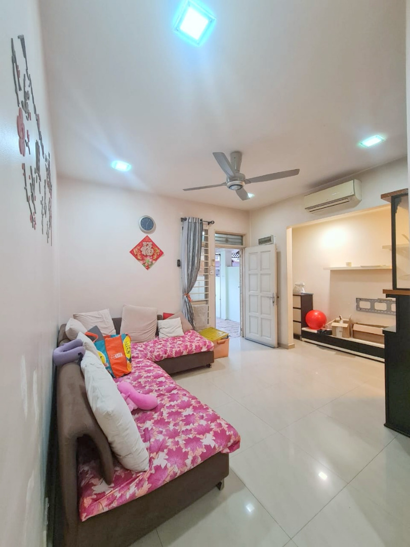 Bayu Parkville Balakong GROUND FLOOR Renovated Extended Full Loan