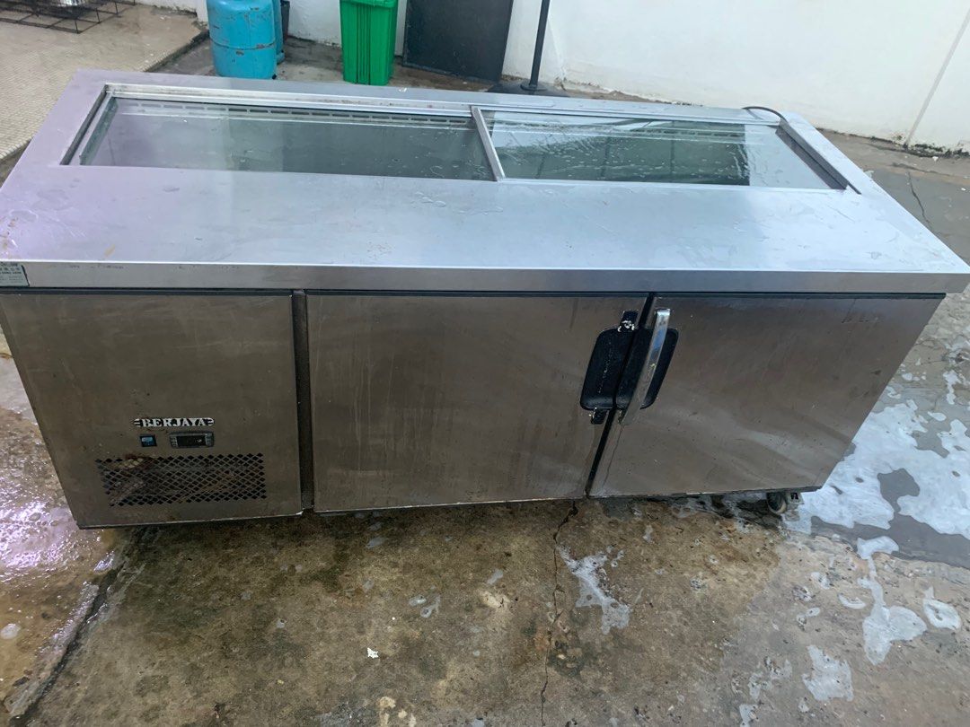 Berjaya Brand Table Chiller / Counter Chiller, TV & Home Appliances