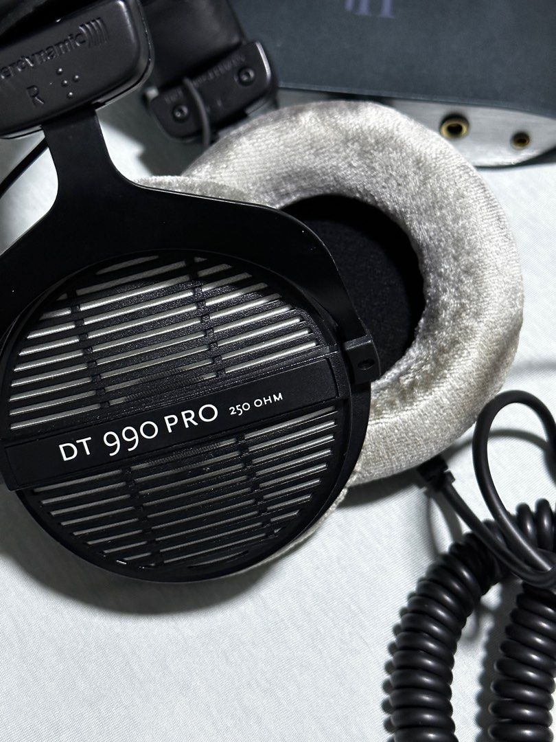 Beyerdynamic DT 990 Pro iFi Zen Dac