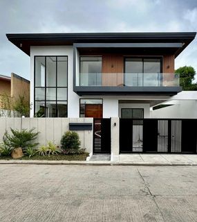 BF Paranaque house for sale Modern Brand New