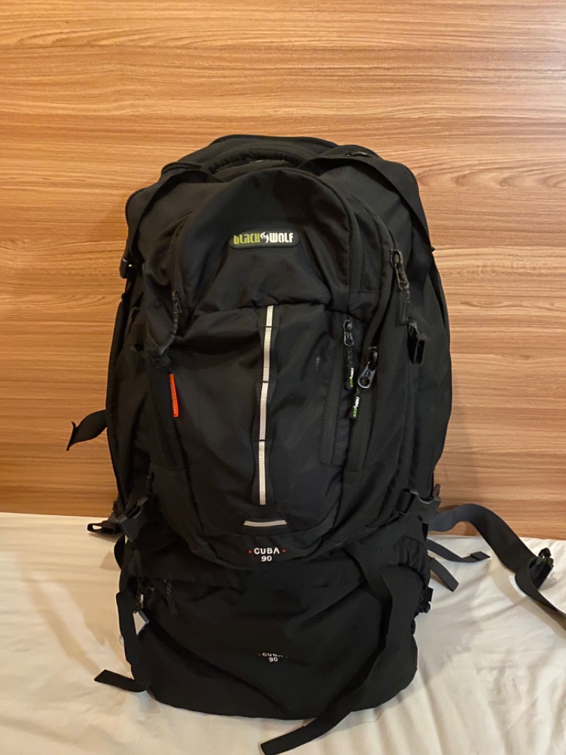 Black wolf 90l backpack top