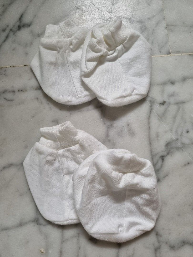 Newborn white clearance booties