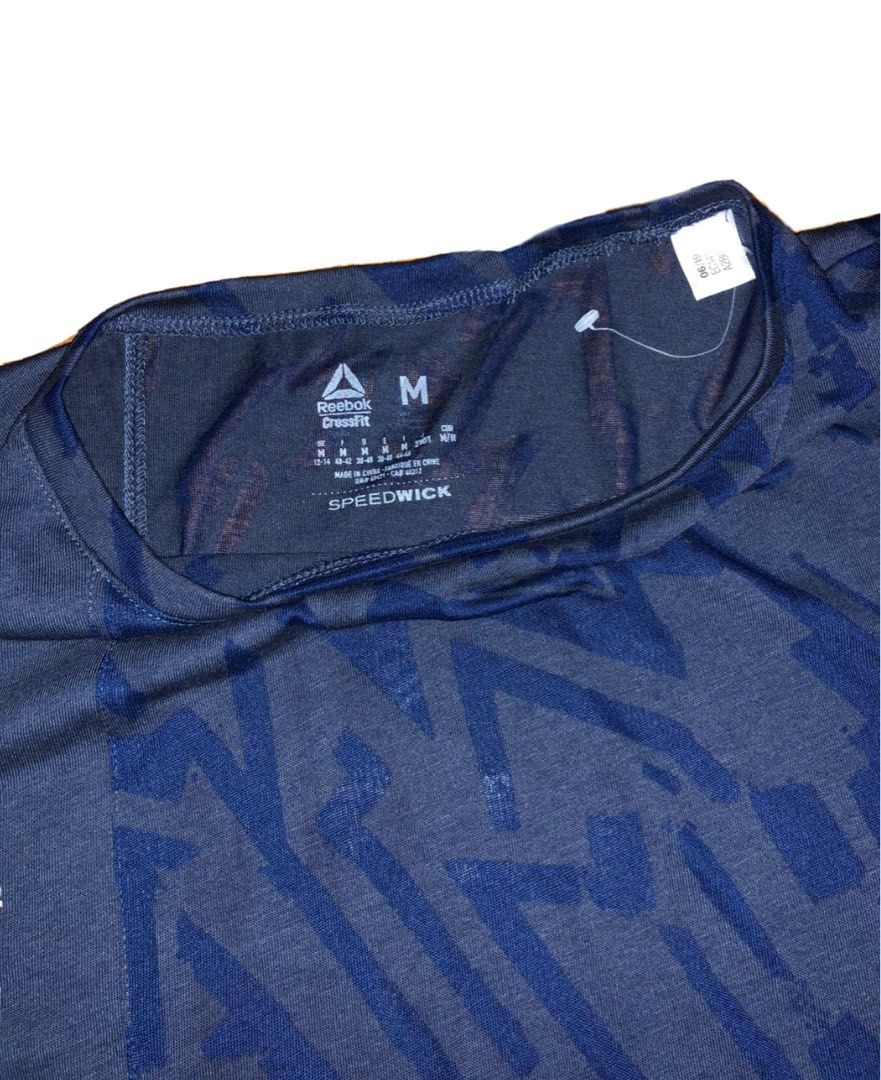 REEBOK Crop Baby Tee T shirt M BN Women s Fashion Activewear on