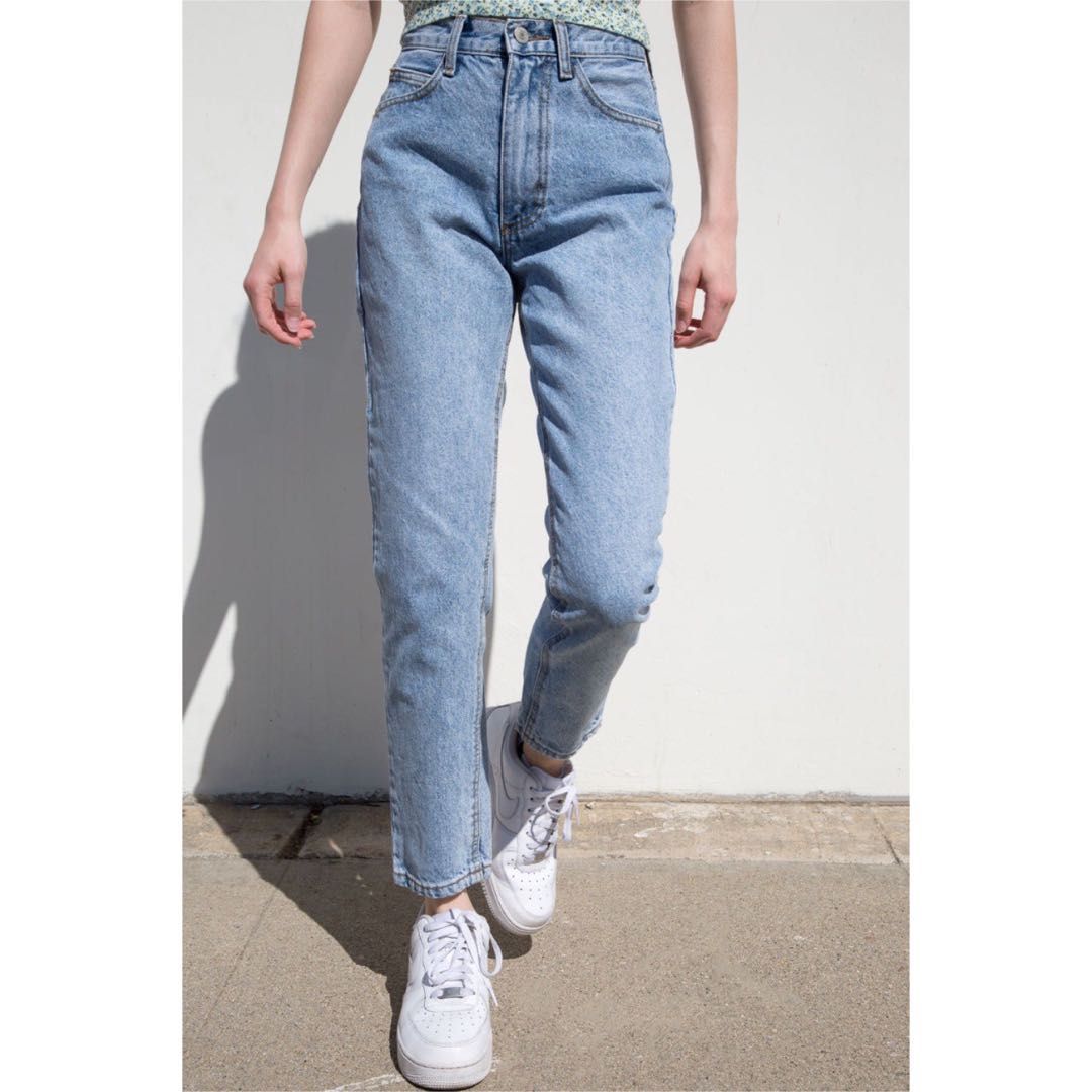 Brandy melville millie light best sale wash jeans