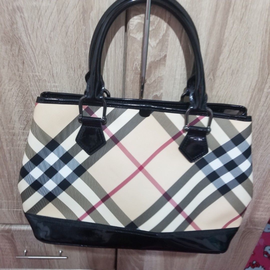 REDUCED PRICE Burberry Bag (Original), Women's Fashion, Bags & Wallets,  Purses & Pouches on Carousell