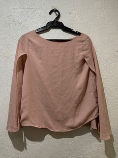 (Category: ) located in . Submitted by betchayboutique (Listing ID 1234563569, Image 1). Description: .