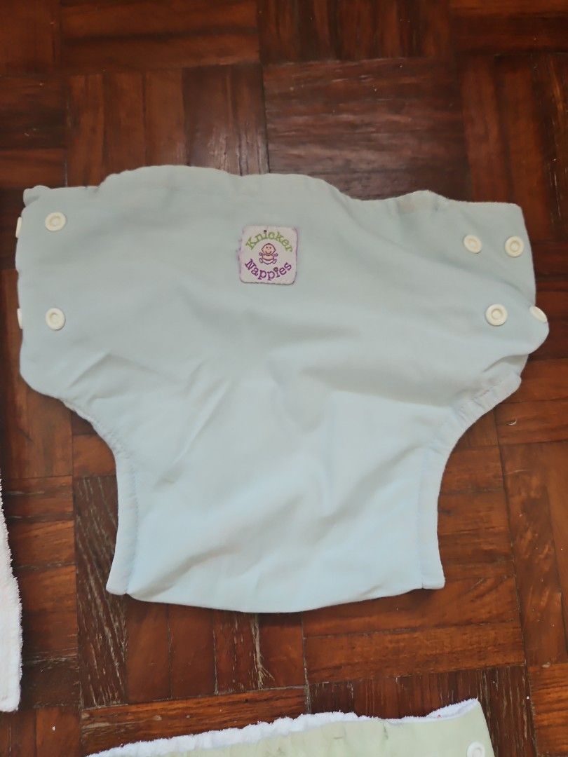 Cloth Reusable Diapers Knicker Nappies and breathablebaby cot liner