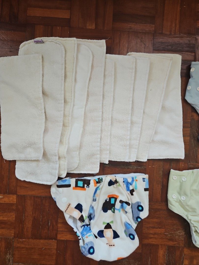 Cloth Reusable Diapers Knicker Nappies and breathablebaby cot liner