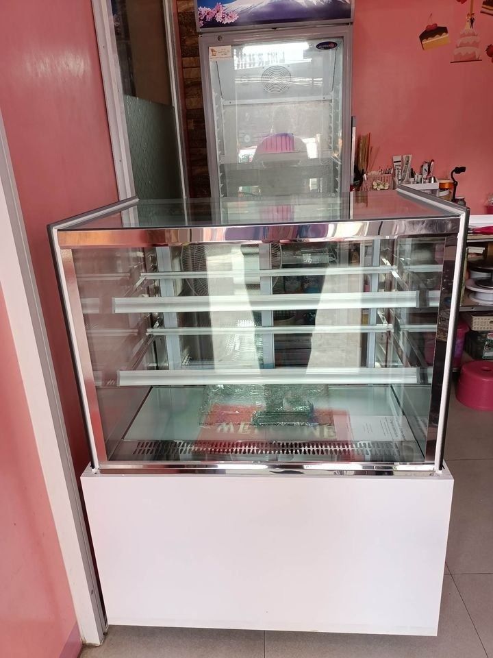 COMMERCIAL JAPANESE DISPLAY CHILLER SQUARE TYPE (WHITE & BLACK), TV ...