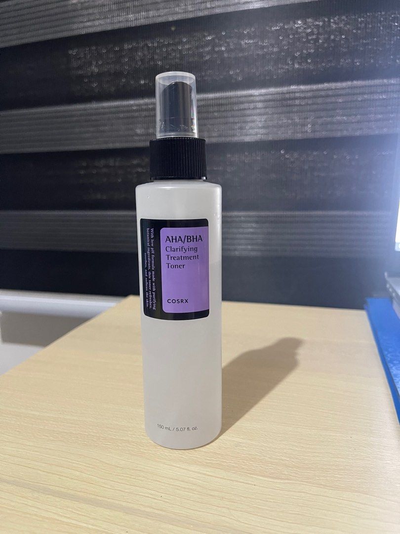 COSRX AHA/BHA Clarifying Treatment Toner (Category: Face Care) located in Dumaguete. Submitted by kaye.s (Listing ID 1234504074, Image 1). Description: ￼COSRX AHA/BHA Clarifying Treatment Toner 150ml, AHA, BHA 0.1%, Hydrating, Mild Exfoliating Facial Spray Around 70% left Expiration: 2024-03-08 .