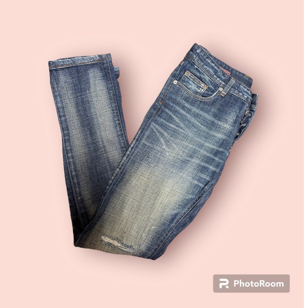CPS Signature Skinny Jeans (Category: Jeans) located in Davao. Submitted by nomadfits (Listing ID 1234456366, Image 2). Description: Brand: CPS Signature Tag Size: 34 Fits: 33-34 Condition: Like New RFS: Decluttering ** SF will be shouldered by buyer.
