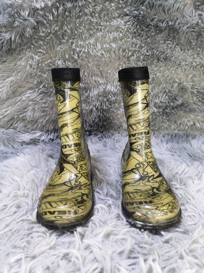 PREORDER MK Rainboots US10, Women's Fashion, Footwear, Boots on Carousell