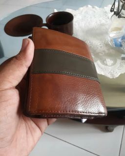 Dompet fossil