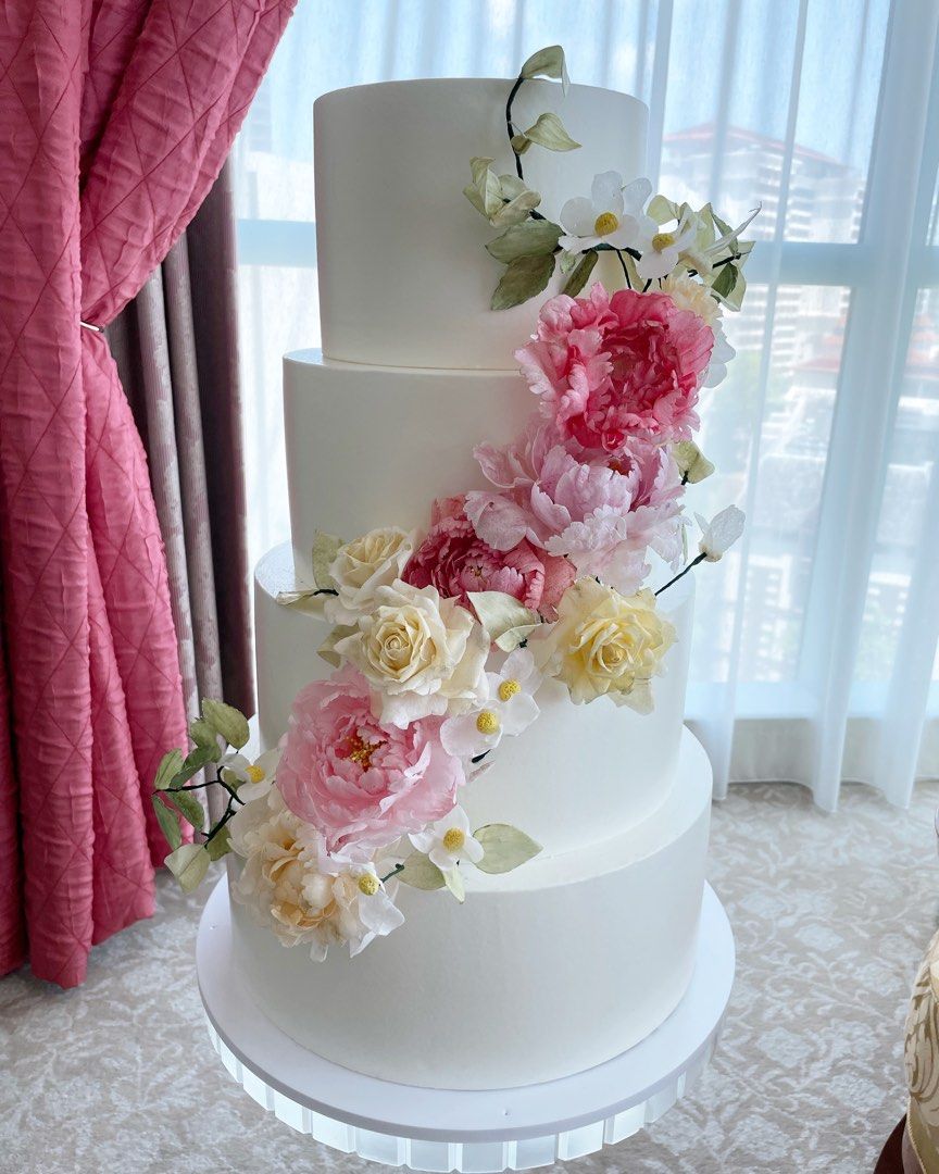 For Rent Dummy wedding cake with wafer paper flowers, Everything Else