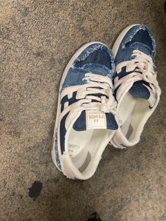 (Category: ) located in . Submitted by MrQuby (Listing ID 1234552943, Image 1). Description: .