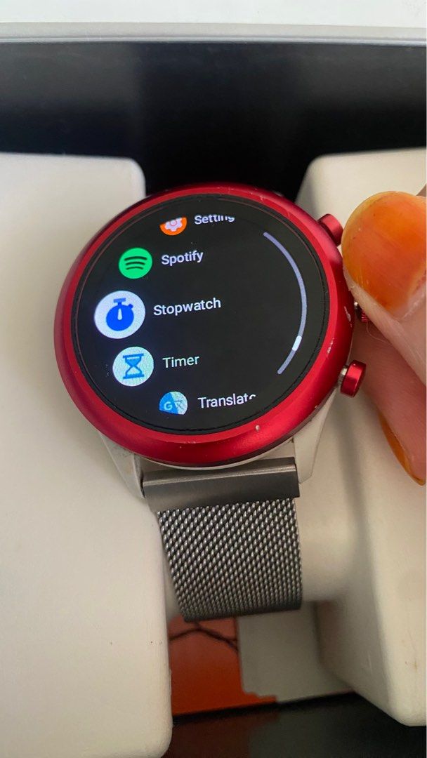 Fossil store sport spotify