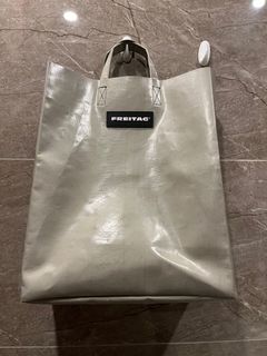 （分類：）位於 。 由 bellaaadotcom 提交（商品編號 1234592893，圖片 1）。簡介： 。