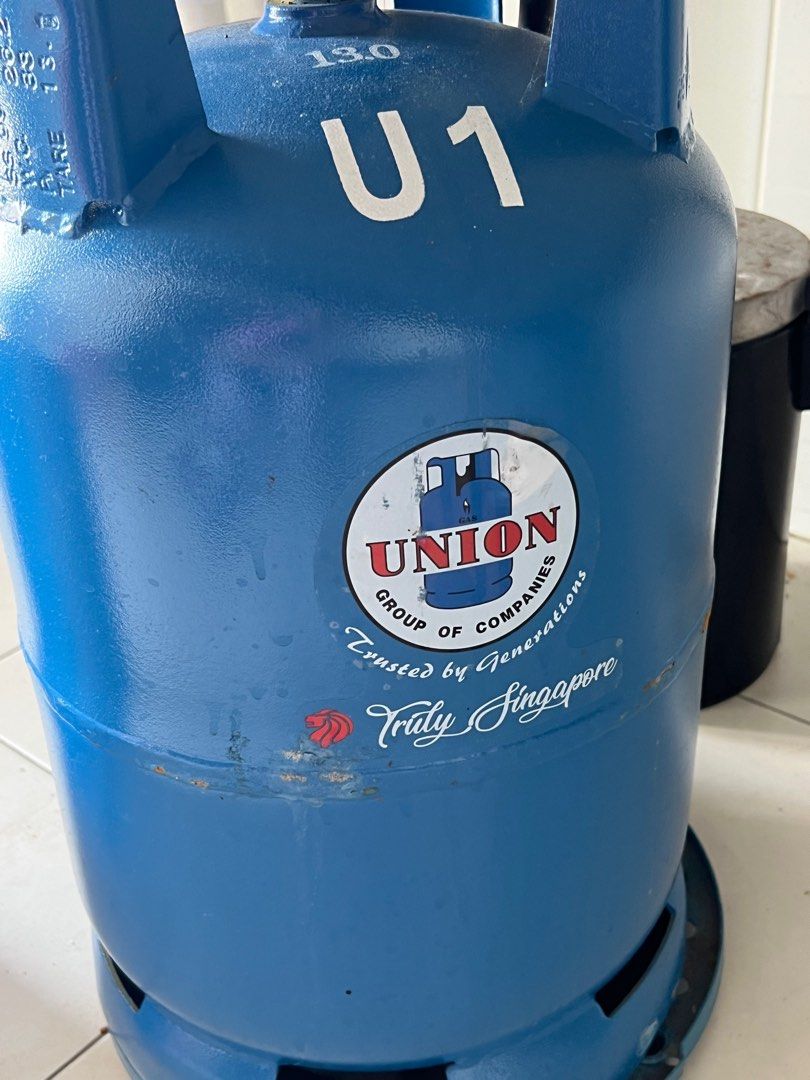 Gas stove and cylinder (whole set), TV & Home Appliances, Kitchen